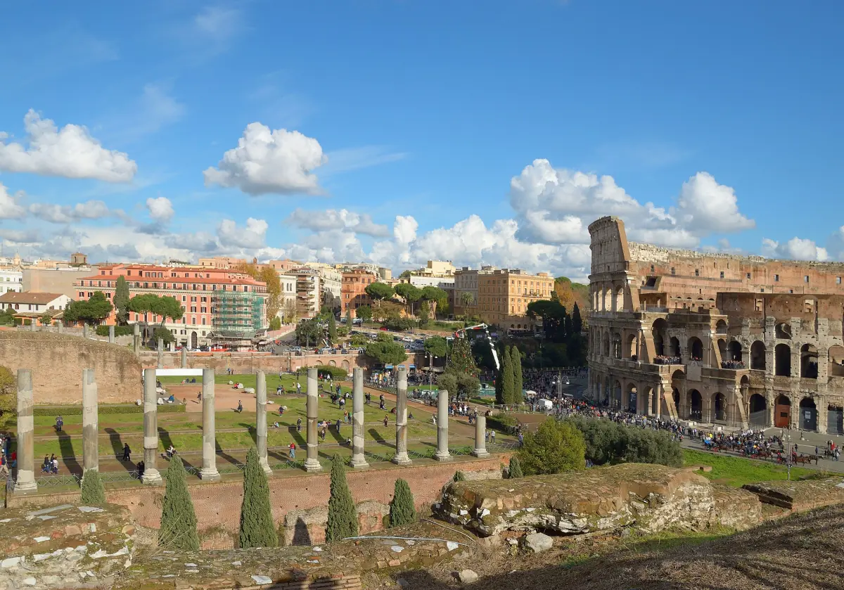 The Via Sacra leading to the Colosseum